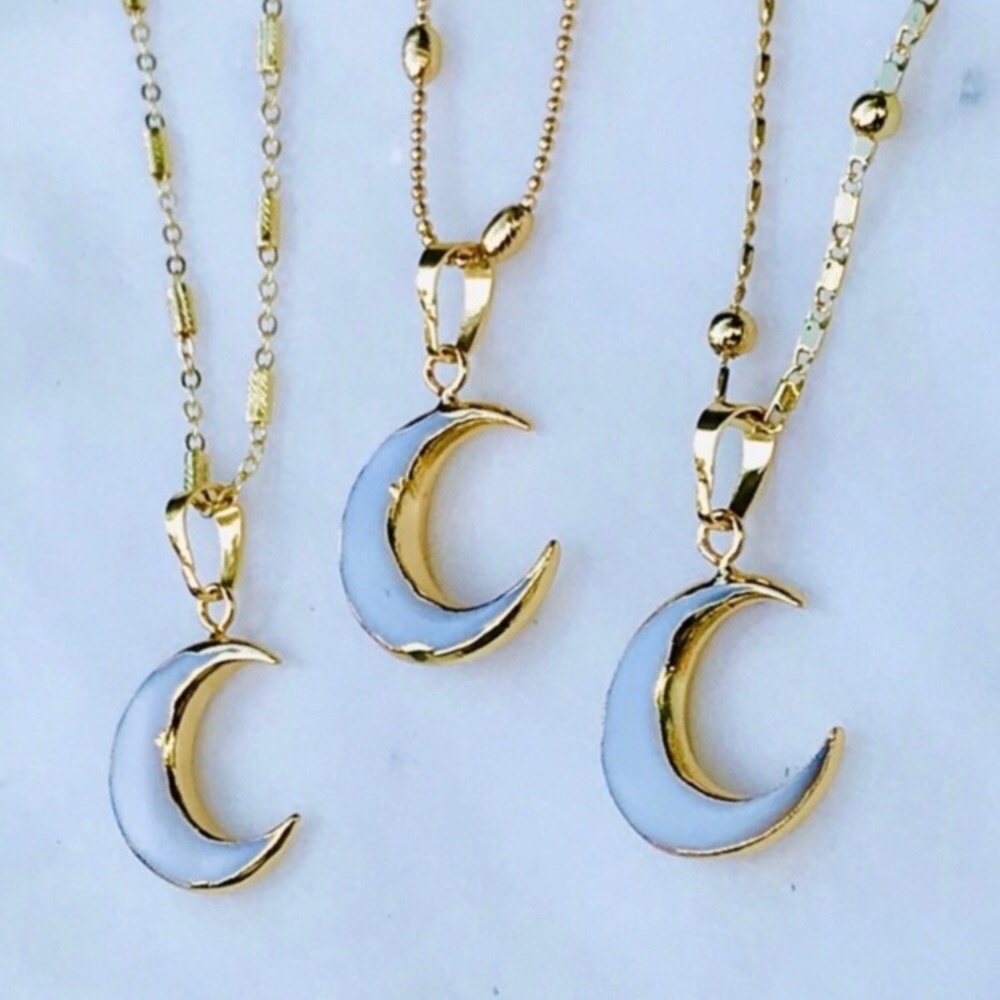 White Shell Crescent Moon Necklace